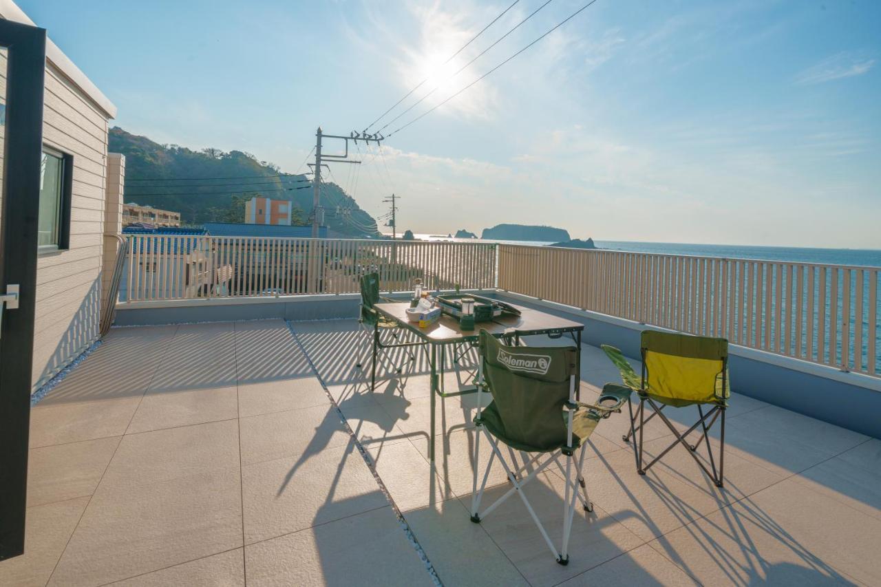 Ryu Shi Ma Ocean View Villa Kyonan Exteriér fotografie
